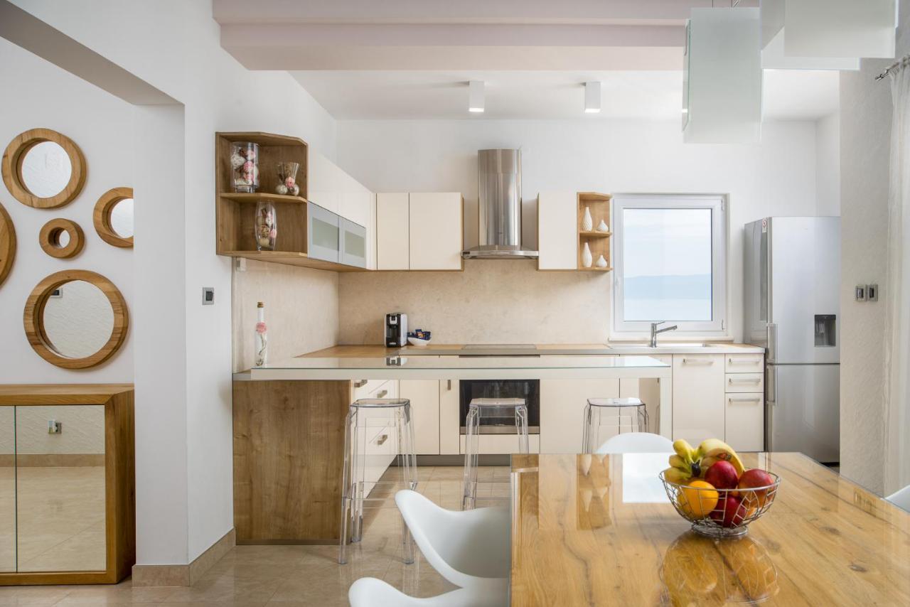 Apartment Toma Podstrana Bagian luar foto